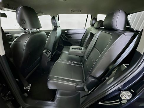 Used 2021 Volkswagen Tiguan SE image 26