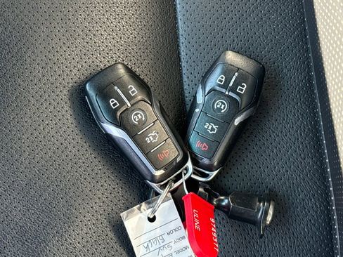 Used 2016 Ford Explorer Limited w/ Equipment Group 301A image 29