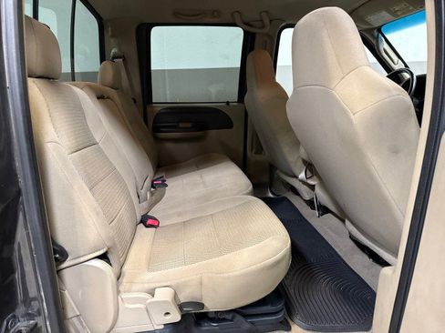 Used 2005 Ford F350 XLT image 59