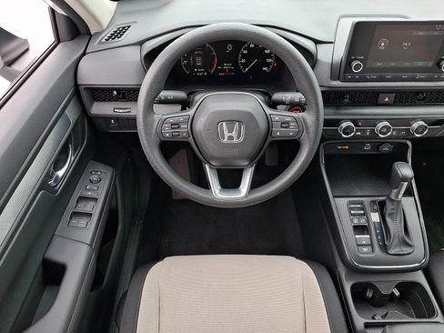 Certified 2023 Honda CR-V LX image 11