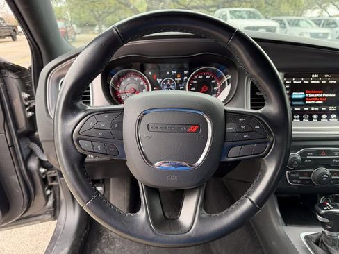 Used 2023 Dodge Charger SXT image 9