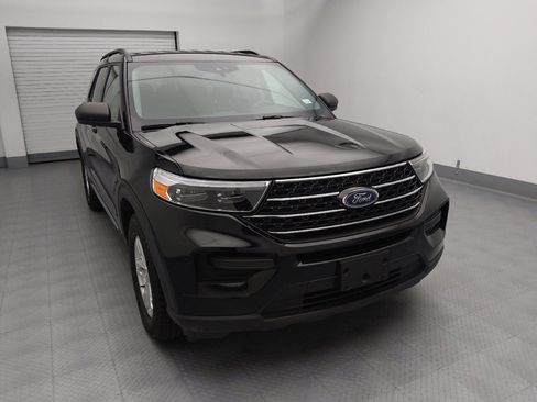 Used 2020 Ford Explorer XLT w/ Comfort Package AWD/4WD image 14