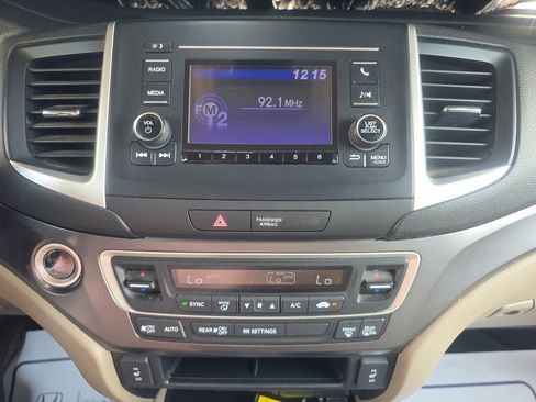 Used 2019 Honda Ridgeline RTL image 23