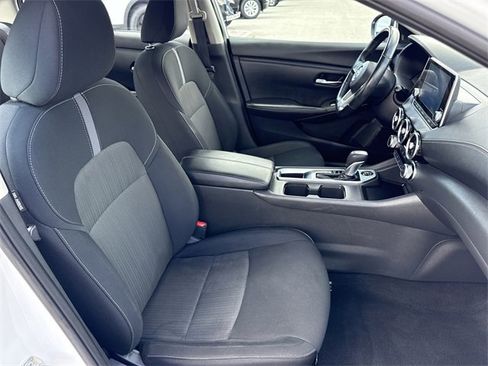 Used 2022 Nissan Sentra SV image 23
