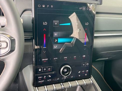 New 2026 GMC Terrain AT4 AWD/4WD image 11