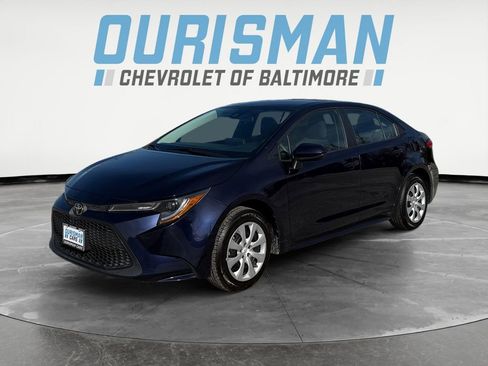 Used 2022 Toyota Corolla LE image 2