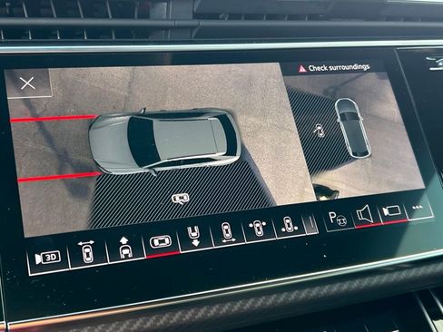 Used 2025 Audi RS Q8 performance image 40