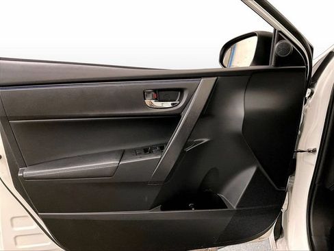 Used 2018 Toyota Corolla SE w/ Body Protection Package FWD image 22