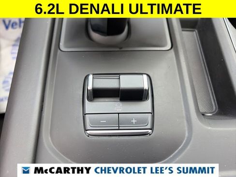 Used 2023 GMC Sierra 1500 Denali Ultimate AWD/4WD image 12