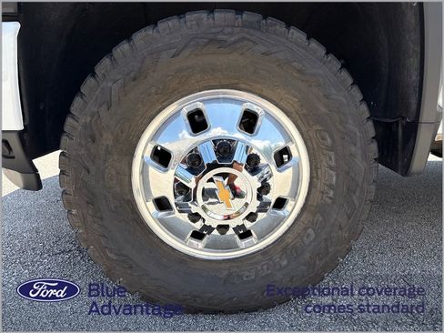 Used 2024 Chevrolet Silverado 3500 High Country w/ High Country Premium Package AWD/4WD image 10