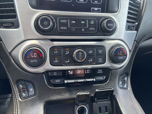 Used 2020 GMC Yukon SLT AWD/4WD image 15