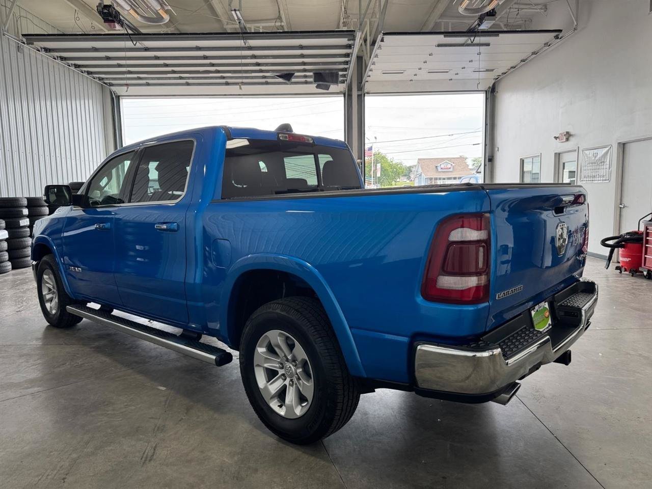 Used 2021 RAM 1500 Laramie AWD/4WD image 27