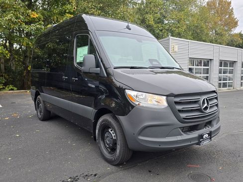 New 2025 Mercedes-Benz Sprinter 2500 image 8