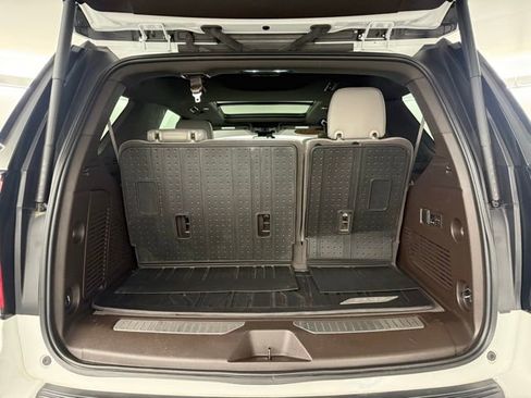 Used 2023 Chevrolet Tahoe Z71 w/ Luxury Package image 35