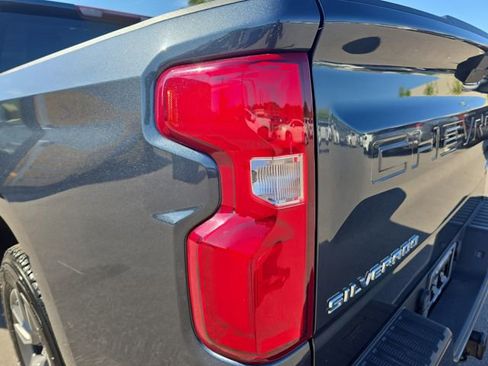 Used 2021 Chevrolet Silverado 1500 RST image 34