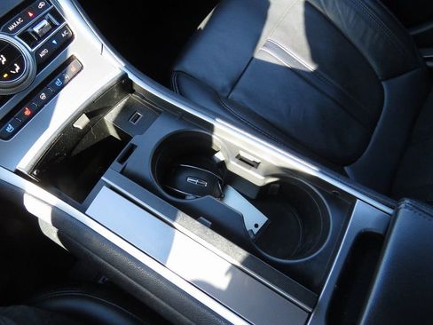 Used 2019 Lincoln MKZ Reserve image 23