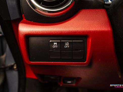 Used 2020 MAZDA MX-5 Miata Grand Touring image 28