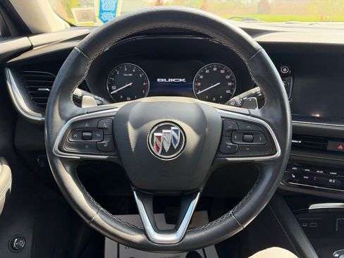Used 2021 Buick Envision Essence AWD/4WD image 5