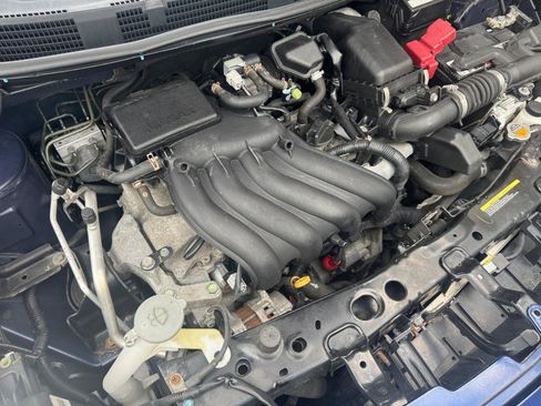 Used 2019 Nissan Versa SV FWD image 37