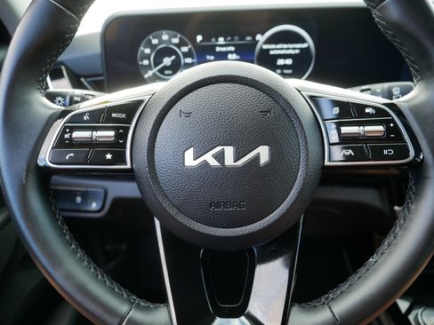 Used 2024 Kia Seltos S AWD/4WD image 25