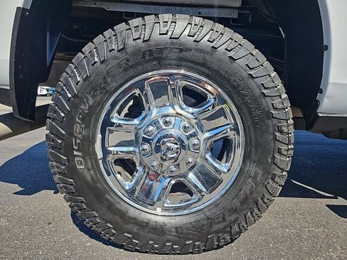 Used 2022 RAM 2500 Big Horn w/ Cold Weather Group AWD/4WD image 16
