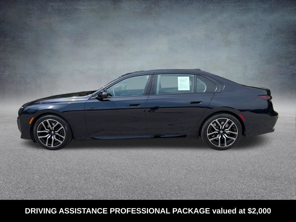 Used 2024 BMW 740i xDrive AWD/4WD image 2