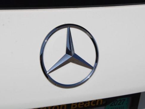 Used 2022 Mercedes-Benz GLB 250 image 8