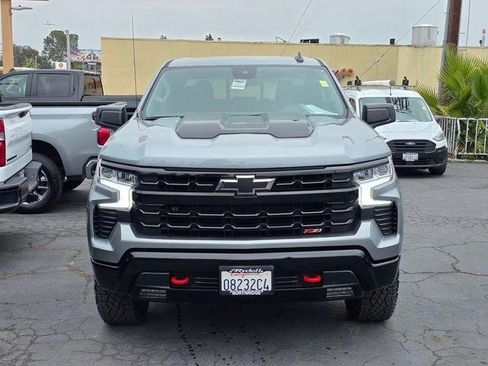 Used 2024 Chevrolet Silverado 1500 LT Trail Boss w/ Convenience Package II AWD/4WD image 2