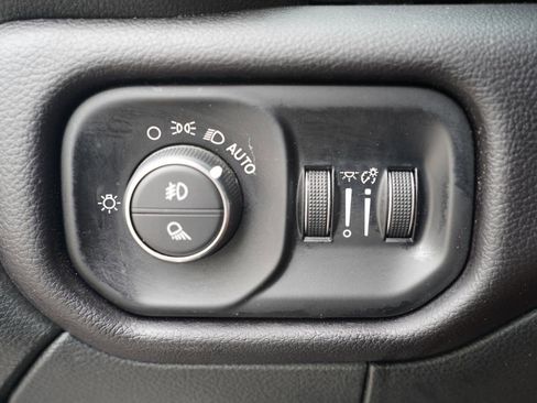 Used 2022 RAM 3500 Laramie AWD/4WD image 24