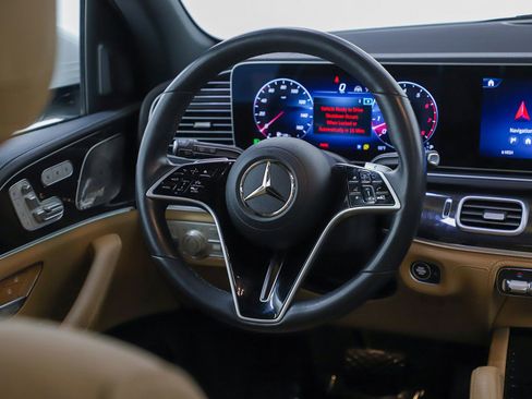 Used 2024 Mercedes-Benz GLE 450 4MATIC image 14