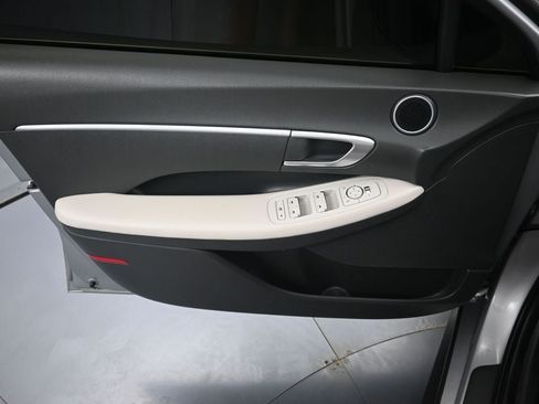 Certified 2023 Hyundai Sonata SE FWD image 21