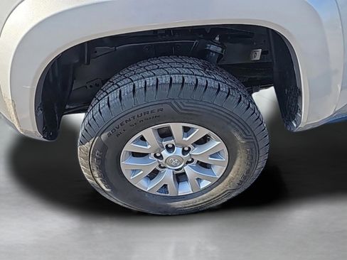 Used 2019 Toyota Tacoma SR5 image 13