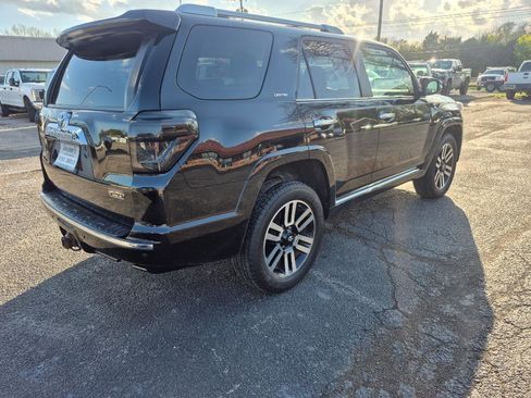 Used 2016 Toyota 4Runner Limited image 5