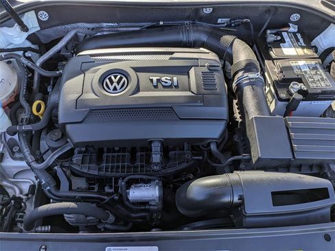Used 2017 Volkswagen Passat 1.8T SE image 38