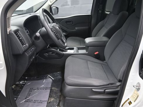 Used 2022 Nissan Frontier S image 12