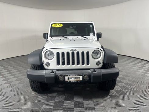 Used 2016 Jeep Wrangler Unlimited Sport w/ Quick Order Package 24S AWD/4WD image 2