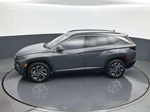 Certified 2025 Hyundai Tucson Limited image 20