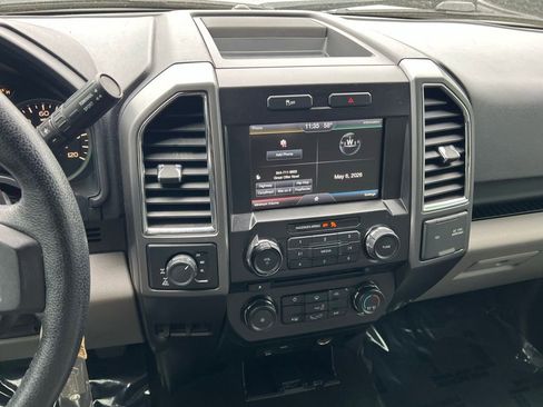 Used 2015 Ford F150 XLT w/ Equipment Group 301A Mid AWD/4WD image 19