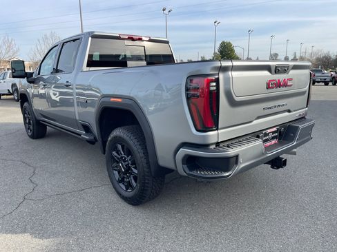 New 2026 GMC Sierra 2500 AT4 w/ Technology Package image 7