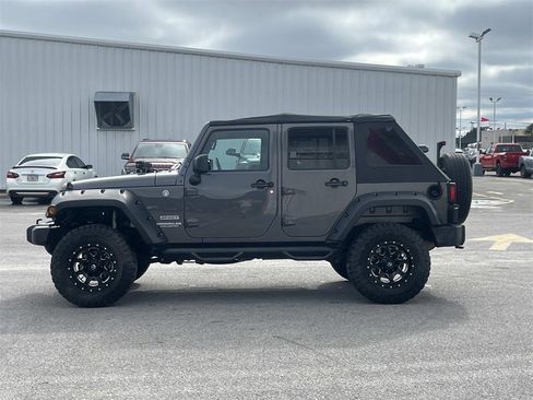 Used 2017 Jeep Wrangler Unlimited Sport w/ Quick Order Package 24S image 2