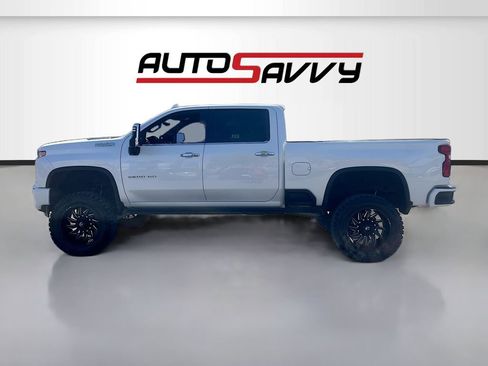 Used 2022 Chevrolet Silverado 2500 High Country w/ Z71 Off-Road Package AWD/4WD image 4