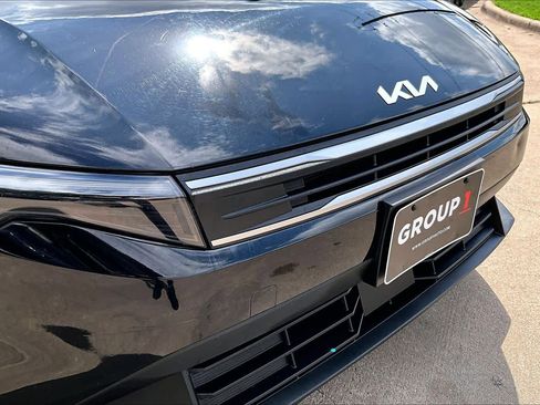 Used 2025 Kia K4 FWD image 29