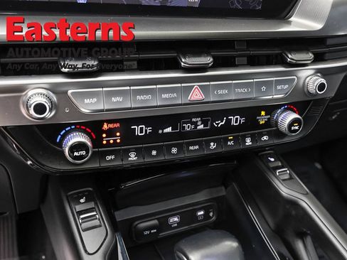 Used 2025 Kia Telluride S FWD image 20