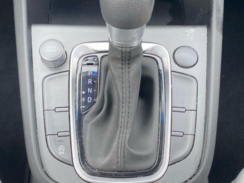 Used 2022 Hyundai Kona SE FWD image 22