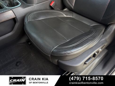 Used 2020 GMC Sierra 1500 SLT AWD/4WD image 23