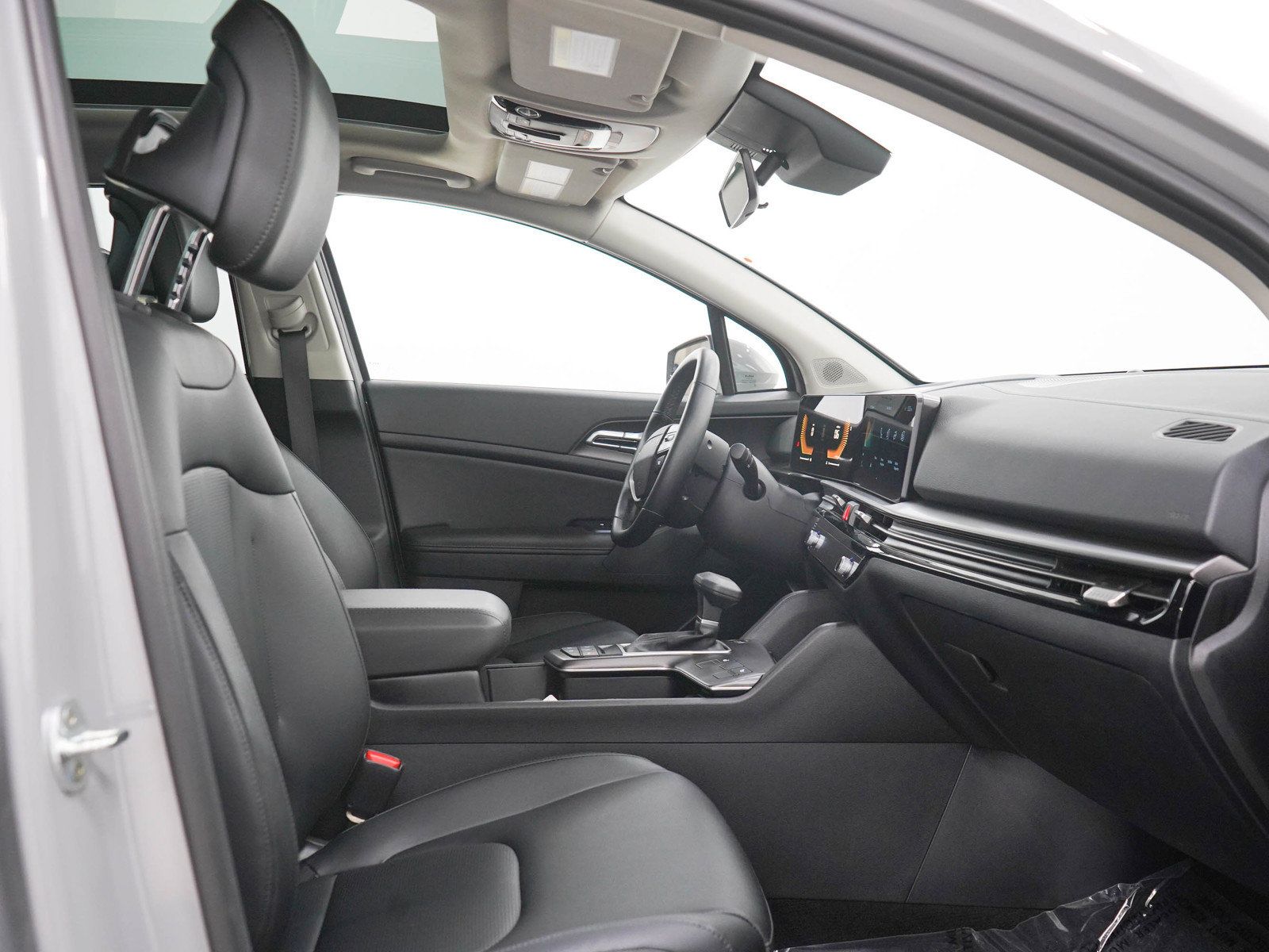 Used 2026 Kia Sportage EX w/ EX Panorama Roof Package AWD/4WD image 12