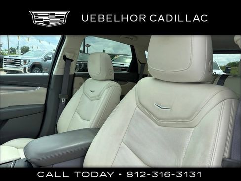 Used 2017 Cadillac XT5 Luxury FWD image 22