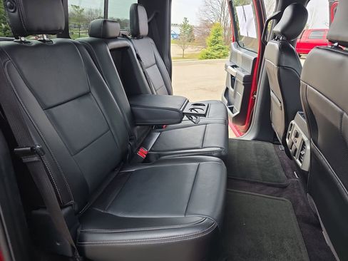 Used 2017 Ford F150 Lariat w/ Equipment Group 502A Luxury image 11