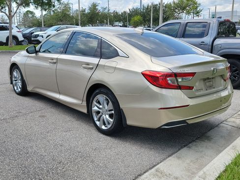 Used 2019 Honda Accord LX image 4