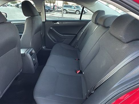 Used 2015 Volkswagen Jetta S image 22